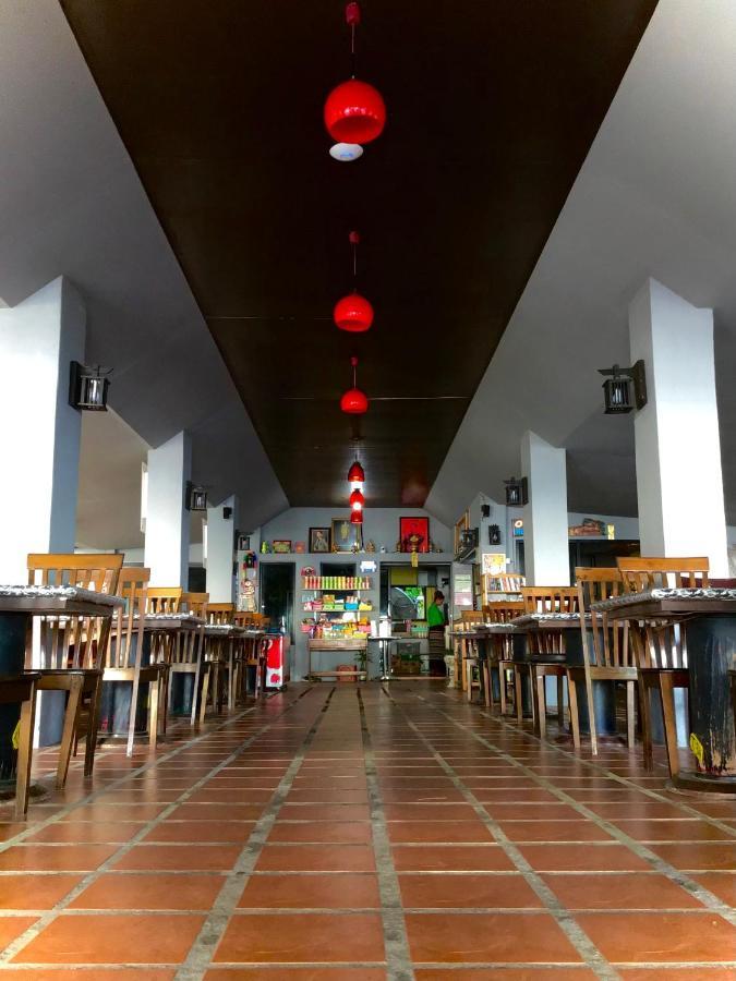Andaman Beach Resort Csum-sziget Kültér fotó