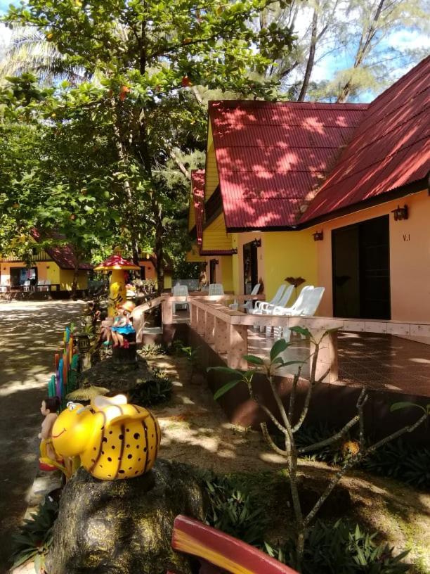 Andaman Beach Resort Csum-sziget Kültér fotó