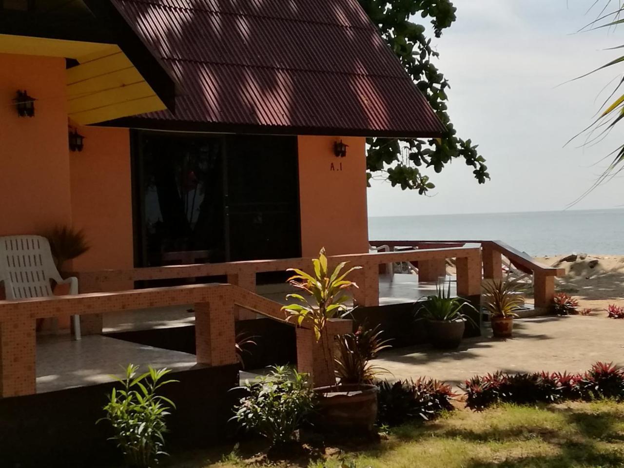 Andaman Beach Resort Csum-sziget Kültér fotó