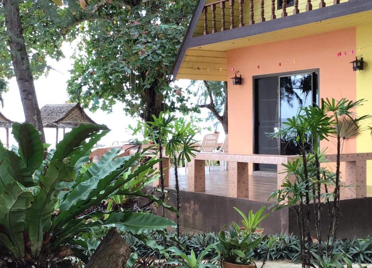 Andaman Beach Resort Csum-sziget Kültér fotó